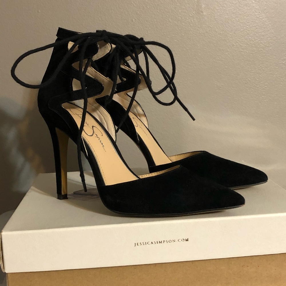 Jessic Simpson Black Heels